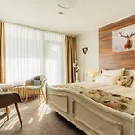 Hasselhof Garni Vier Sterne (adults Only) Hotel