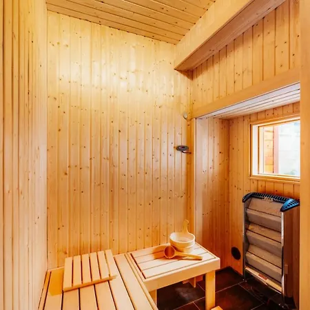 Отель Hasselhof Garni Vier Sterne - Adults Only 4*