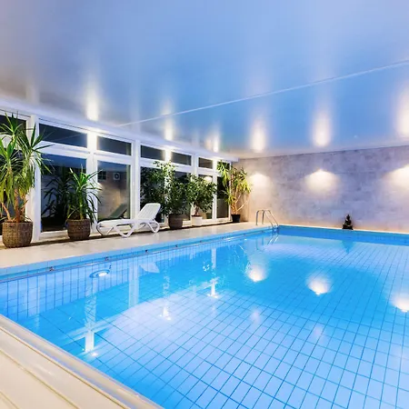 Hasselhof Garni Vier Sterne (adults Only) מלון בראונלאגה