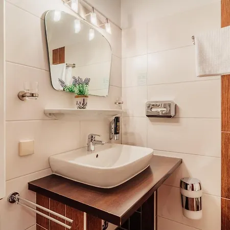 Hasselhof Garni Vier Sterne (adults Only) מלון